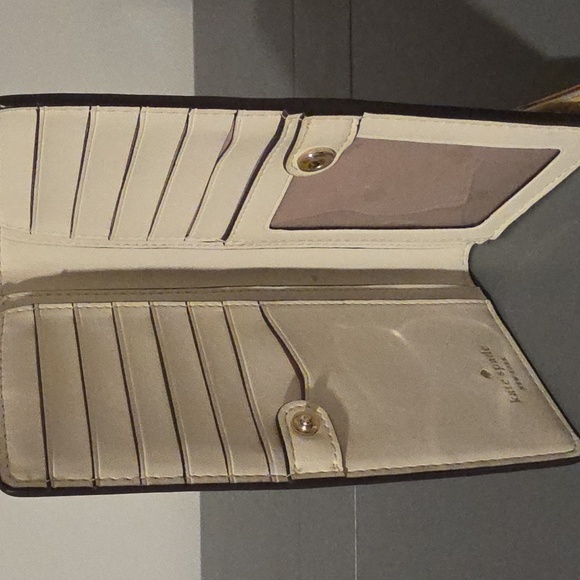 KATE SPADE NEW YORK Cream Bifold Wallet - Picture 10 of 12